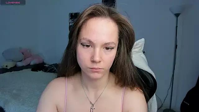 cute_little_Emily from StripChat is Freechat