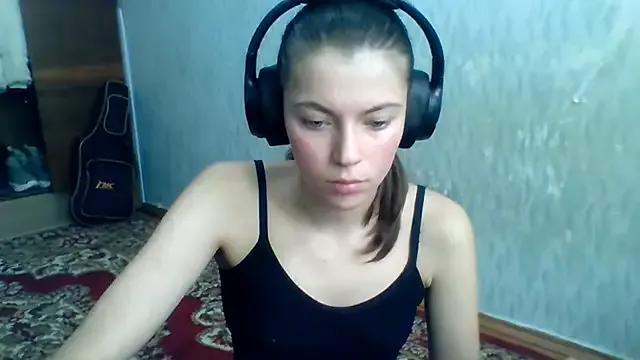 CutieAnny from StripChat is Freechat