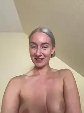 Photos of CutieEmy from StripChat is Freechat