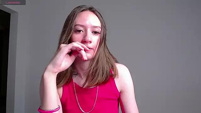 cutienaughtygirl from StripChat is Freechat