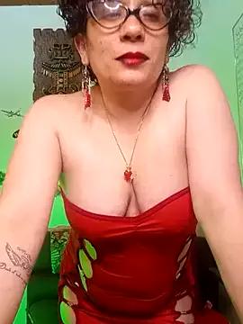 Daneshka_naughty from StripChat is Freechat
