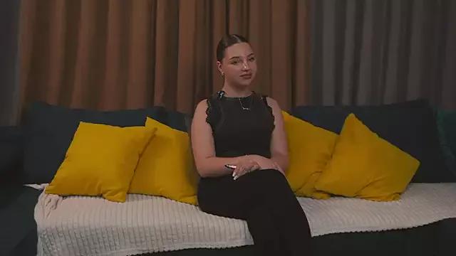 danielacrystal from StripChat is Freechat