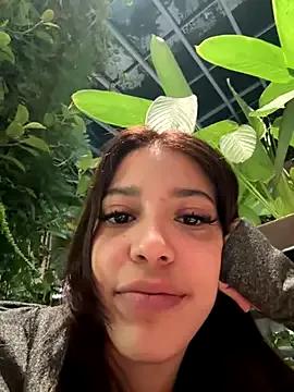 Danisaenz__ from StripChat is Freechat
