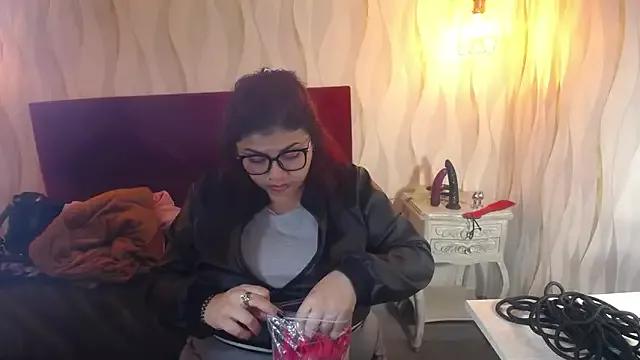 danna_garza from StripChat is Freechat