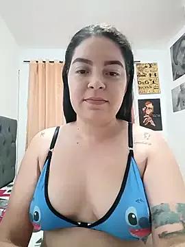 Danni_Foster from StripChat is Freechat