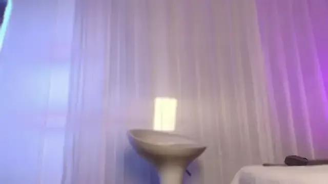 Dannyaa_ from StripChat is Freechat