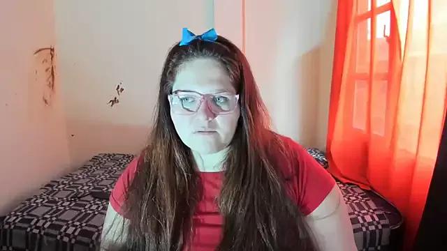 Daphne_girlsex from StripChat is Freechat