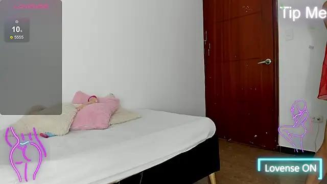 Teen sex cams free adult cams: check-out the satisfaction of conversing and c2c with our stunning models, who will teach you all about seduction and dreams with their smoking hot shapes.