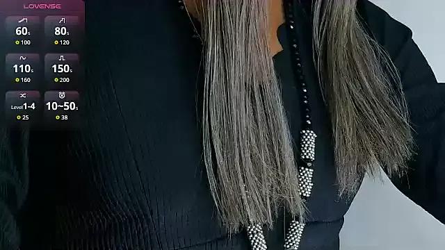 DARK_FANTASIES__ from StripChat is Freechat