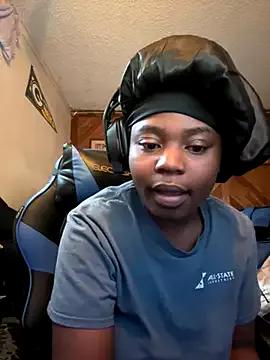 DarkAbyssstoner from StripChat is Freechat