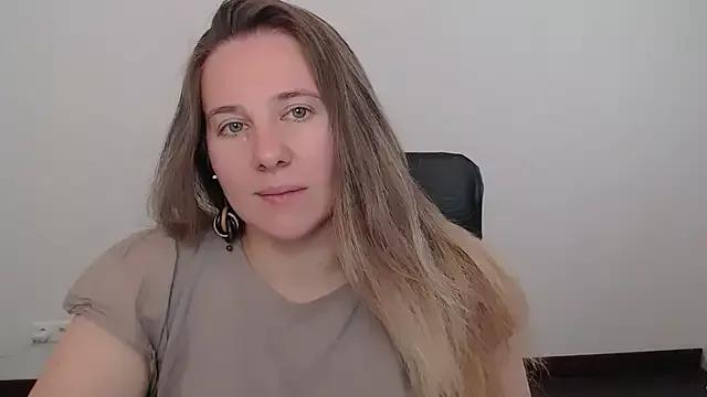 Darklure_ from StripChat is Freechat