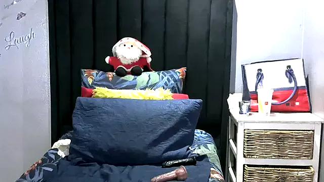 DARKQUEEN_xXx from StripChat is Freechat