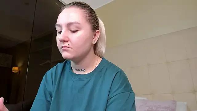 Teen sex cams free adult cams: check-out the satisfaction of conversing and c2c with our stunning models, who will teach you all about seduction and dreams with their smoking hot shapes.