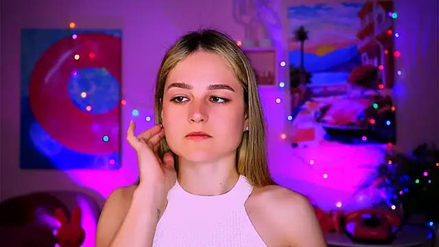 DeboraLarson from StripChat is Freechat