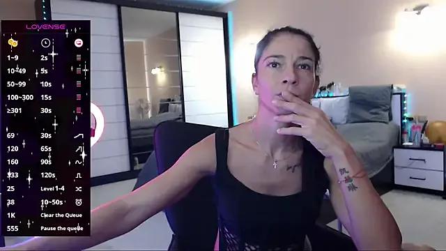 Teen sex cams free adult cams: check-out the satisfaction of conversing and c2c with our stunning models, who will teach you all about seduction and dreams with their smoking hot shapes.