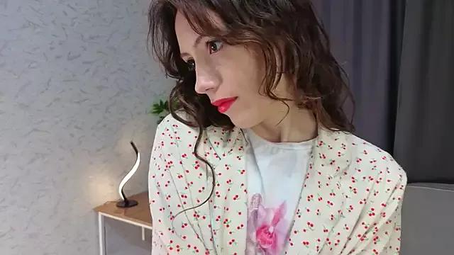 DelilahConsalvo from StripChat is Freechat