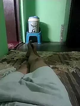 Desi98cuaple from StripChat is Freechat