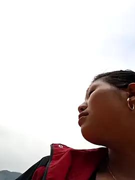 diamond-- from StripChat is Freechat