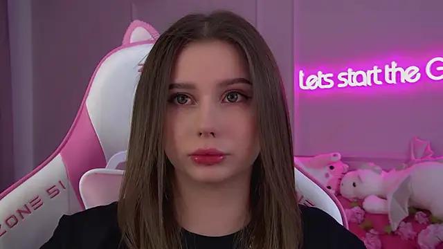 DianaVert from StripChat is Freechat