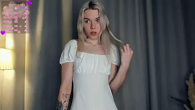 DianeHonnette from StripChat is Freechat