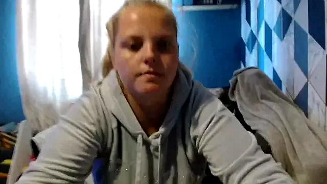 Dolliejayxx from StripChat is Freechat