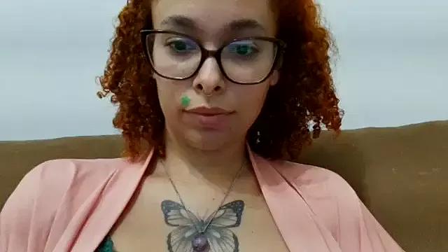 dominamoon_ from StripChat is Freechat