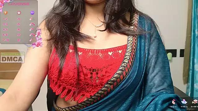 Dovey_ from StripChat is Freechat