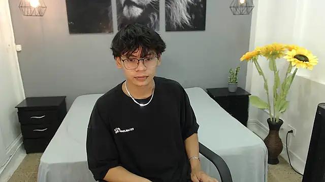 Teen sex cams free adult cams: check-out the satisfaction of conversing and c2c with our stunning models, who will teach you all about seduction and dreams with their smoking hot shapes.