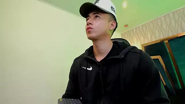 Teen sex cams free adult cams: check-out the satisfaction of conversing and c2c with our stunning models, who will teach you all about seduction and dreams with their smoking hot shapes.