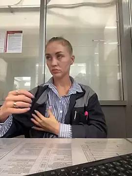DreamGirl-777 from StripChat is Freechat