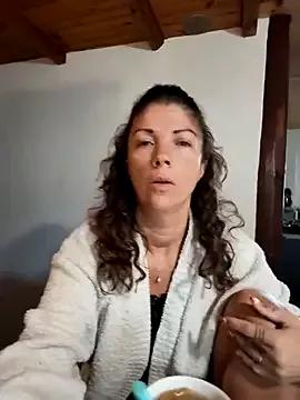 Dreamlove1 from StripChat is Freechat