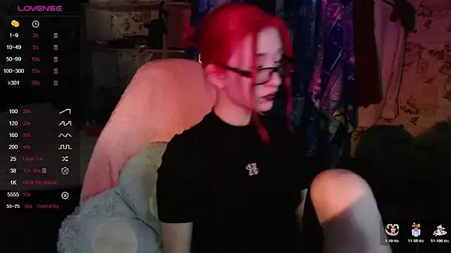 Dreamy_Red_Girl from StripChat is Freechat