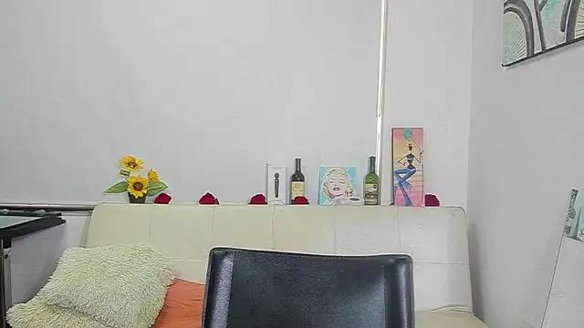 Teen sex cams free adult cams: check-out the satisfaction of conversing and c2c with our stunning models, who will teach you all about seduction and dreams with their smoking hot shapes.