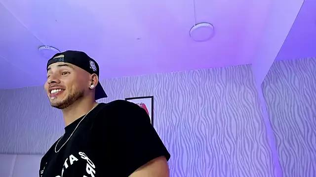 Photos of dylan_jacobx from StripChat is Freechat