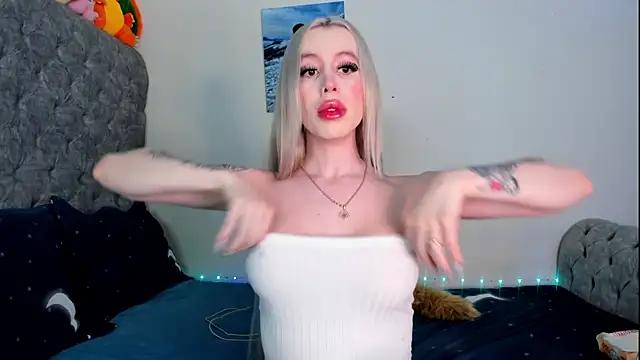 dynastydoll35 from StripChat is Freechat