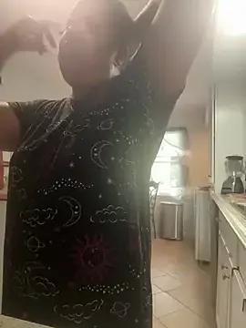 ebonyred from StripChat is Freechat
