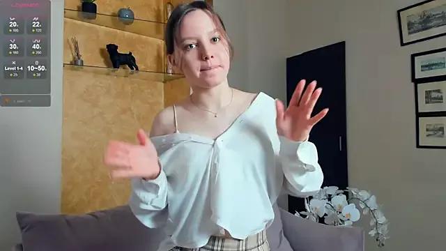 EdinaCordner from StripChat is Freechat