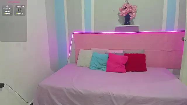 Teen sex cams free adult cams: check-out the satisfaction of conversing and c2c with our stunning models, who will teach you all about seduction and dreams with their smoking hot shapes.