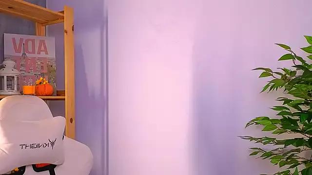 ElenaMonroe from StripChat is Freechat