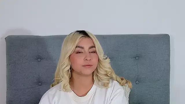 Teen sex cams free adult cams: check-out the satisfaction of conversing and c2c with our stunning models, who will teach you all about seduction and dreams with their smoking hot shapes.