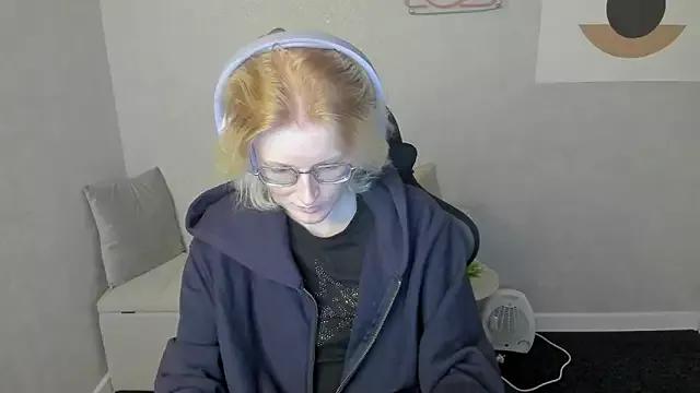 ElizabethHarpper from StripChat is Freechat