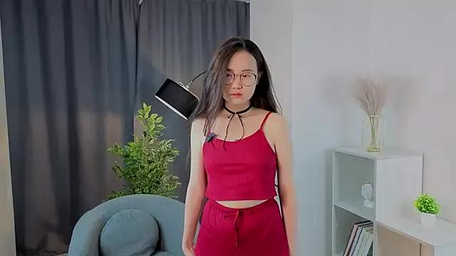 EloisaDora from StripChat is Freechat