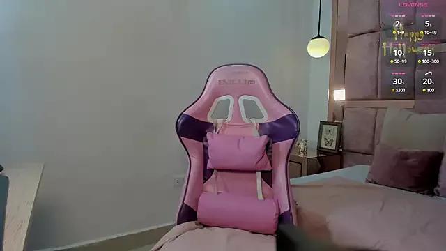 Teen sex cams free adult cams: check-out the satisfaction of conversing and c2c with our stunning models, who will teach you all about seduction and dreams with their smoking hot shapes.