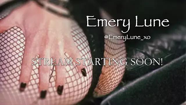 Photos of EmeryLune_xo from StripChat is Freechat