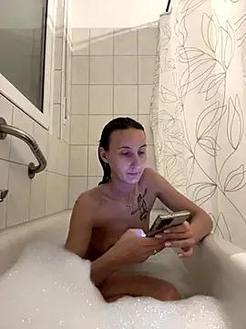 Emilia_Mausi from StripChat is Freechat