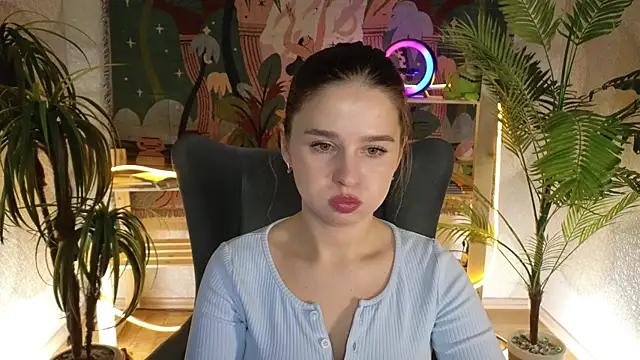 Teen sex cams free adult cams: check-out the satisfaction of conversing and c2c with our stunning models, who will teach you all about seduction and dreams with their smoking hot shapes.