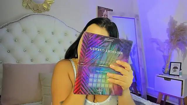 Emily_Santoss_ from StripChat is Freechat