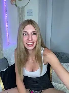 emma05 from StripChat is Freechat