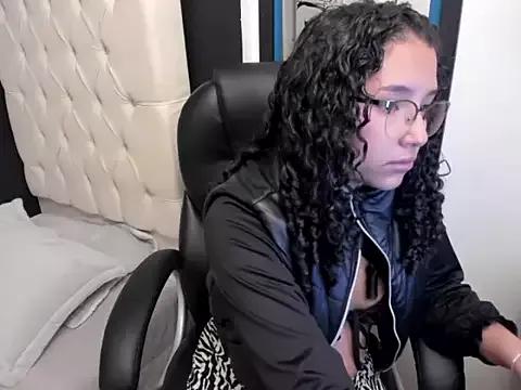 emma_morgann777 from StripChat is Freechat