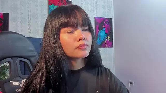 emma_myers1 from StripChat is Freechat
